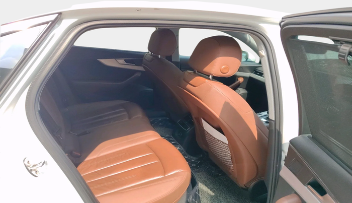 2021 Audi A4 40 TFSI  PREMIUM PLUS, Petrol, Automatic, 49,895 km, interior