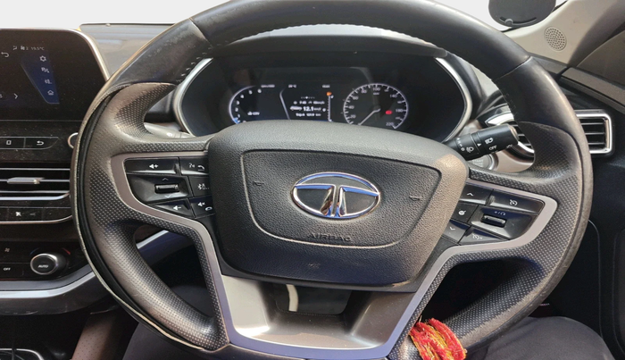 2019 Tata Harrier XZ 2.0L, Diesel, Manual, 1,39,672 km, interior