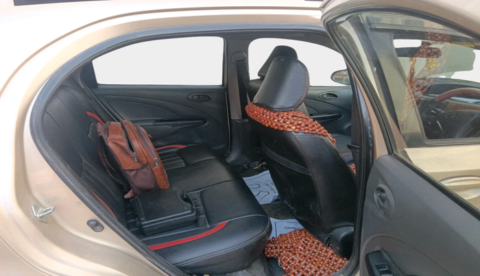 2013 Toyota Etios Liva GD, Diesel, Manual, 1 km, interior