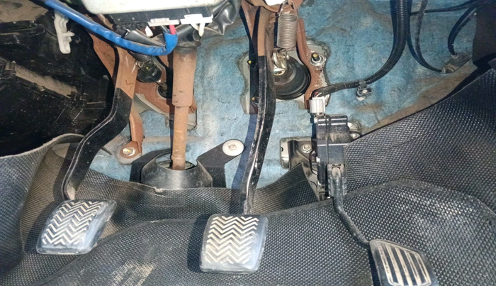 2013 Toyota Etios Liva GD, Diesel, Manual, 1 km, interior