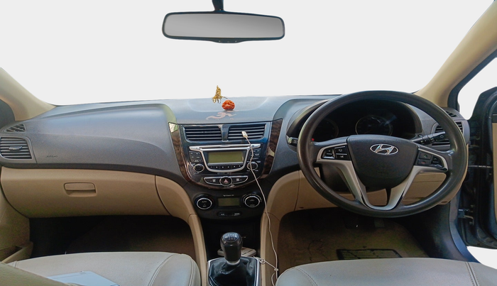 2014 Hyundai Verna FLUIDIC 1.6 CRDI SX, Diesel, Manual, 99,022 km, interior