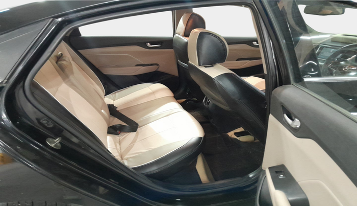 2019 Hyundai Verna 1.6 VTVT SX O, Petrol, Manual, 1,20,248 km, interior