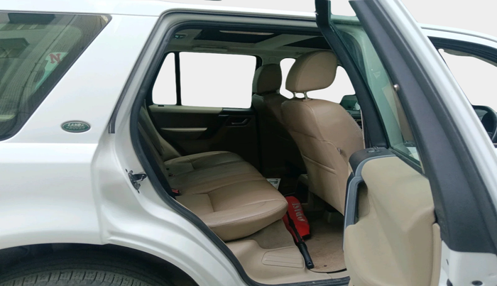 2011 Landrover Freelander 2 SD4 HSE, Diesel, Automatic, 1,52,808 km, interior