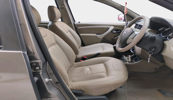 2016 Nissan Terrano XL (P), Petrol, Manual, 58,646 km, interior