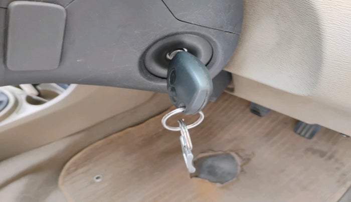 2016 Nissan Terrano XL (P), Petrol, Manual, 58,646 km, interior