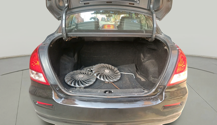 2011 Maruti Swift Dzire VDI, Diesel, Manual, 2,86,311 km, exterior