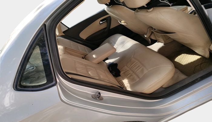 2011 Volkswagen Vento HIGHLINE DIESEL 1.6, Diesel, Manual, 1,05,874 km, interior