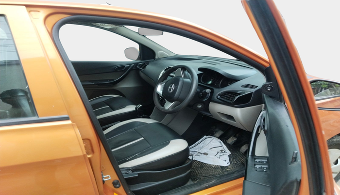 2017 Tata Tiago XT PETROL, Petrol, Manual, 99,833 km, interior
