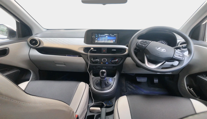 2024 Hyundai GRAND I10 NIOS MAGNA CORPORATE EDITION AMT 1.2 KAPPA VTVT, Petrol, Automatic, 10,766 km, interior