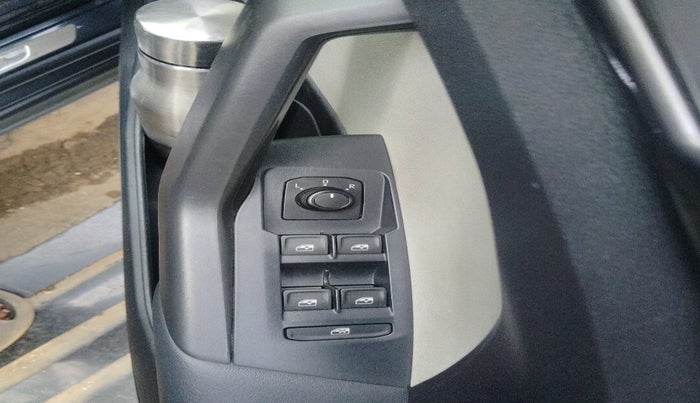 2022 Volkswagen TAIGUN TOPLINE 1.0 TSI AT, Petrol, Automatic, 47,810 km, interior