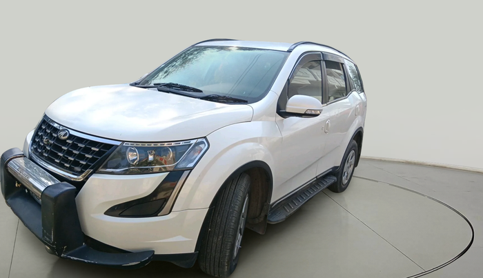 2020 Mahindra XUV500 W7, Diesel, Manual, 1,15,088 km, exterior