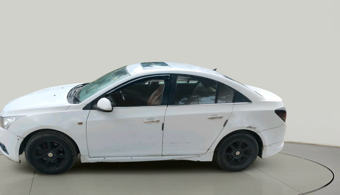 2010 Chevrolet Cruze LTZ, Diesel, Manual, 1,04,000 km, exterior