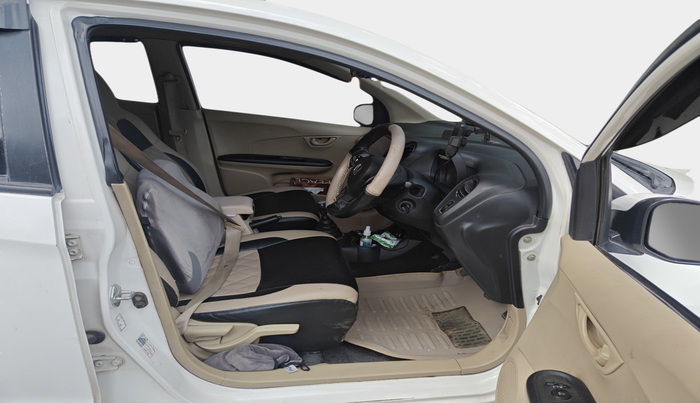 2014 Honda Amaze 1.5L I-DTEC S, Diesel, Manual, 1,30,515 km, interior