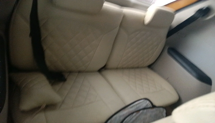 2020 Renault TRIBER RXT, Petrol, Manual, 31,727 km, interior