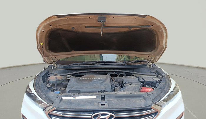 2018 Hyundai Tucson 2WD AT GL DIESEL
, Diesel, Automatic, 1,16,007 km, exterior