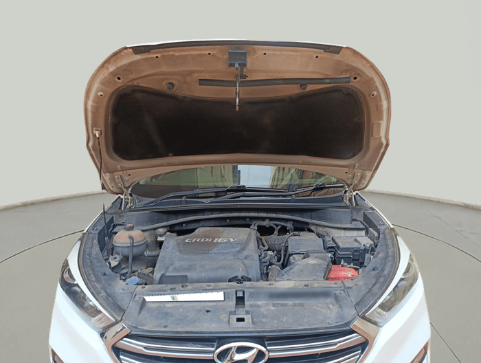 2018 Hyundai Tucson 2WD AT GL DIESEL
, Diesel, Automatic, 1,16,007 km, exterior