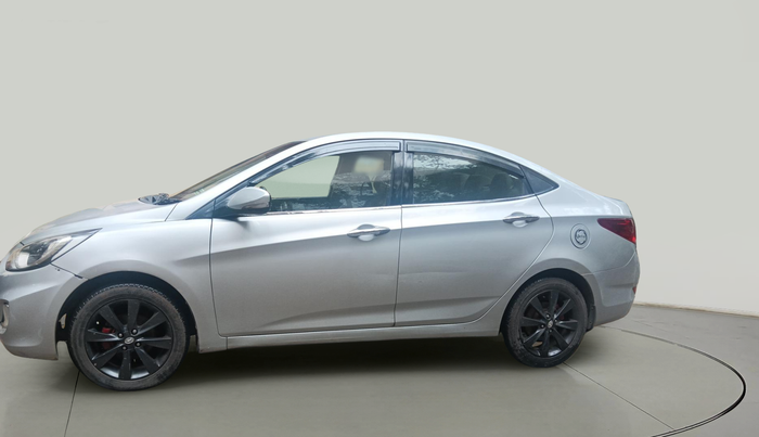 2011 Hyundai Verna FLUIDIC 1.6 VTVT SX, Petrol, Manual, 73,555 km, exterior