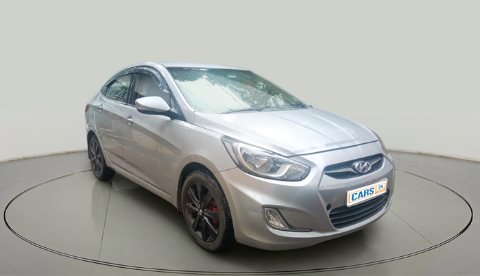 2011 Hyundai Verna FLUIDIC 1.6 VTVT SX, Petrol, Manual, 73,555 km, exterior