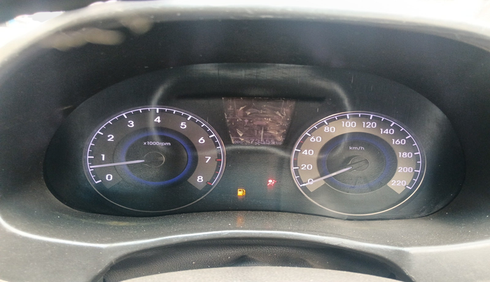 2011 Hyundai Verna FLUIDIC 1.6 VTVT SX, Petrol, Manual, 73,555 km, interior