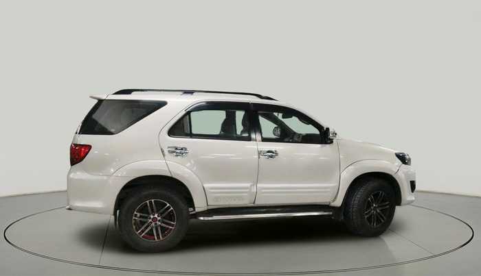 2013 Toyota Fortuner 3.0 4X2 AT, Diesel, Automatic, 48,435 km, exterior