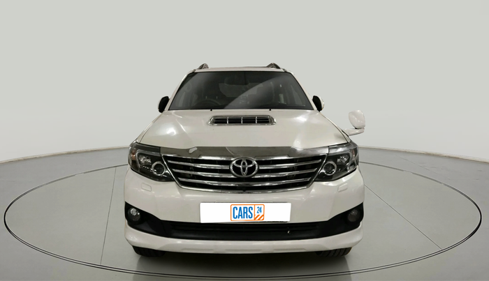 2013 Toyota Fortuner 3.0 4X2 AT, Diesel, Automatic, 48,435 km, exterior