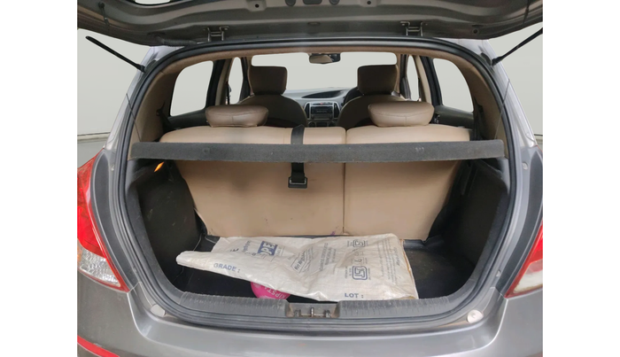 2013 Hyundai i20 SPORTZ 1.4 CRDI, Diesel, Manual, 1,30,655 km, exterior