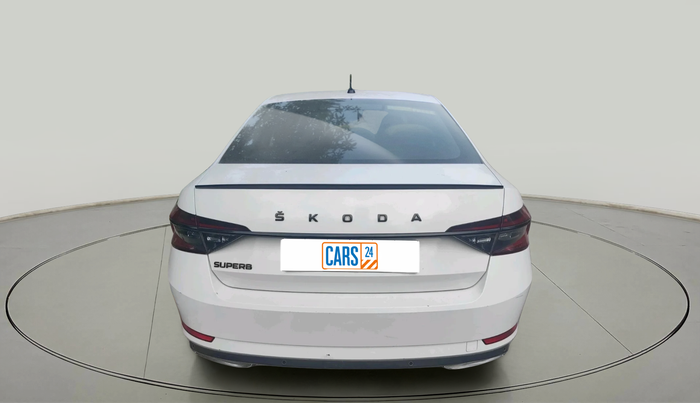 2021 Skoda Superb SPORTLINE AT, Petrol, Automatic, 1,15,573 km, exterior