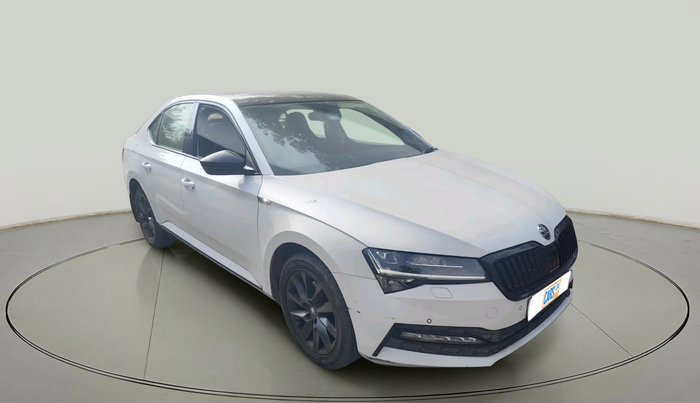 2021 Skoda Superb SPORTLINE AT, Petrol, Automatic, 1,15,573 km, exterior
