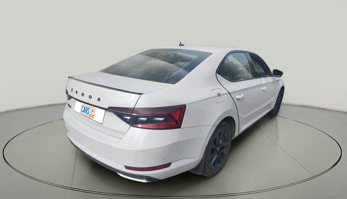 2021 Skoda Superb SPORTLINE AT, Petrol, Automatic, 1,15,573 km, exterior