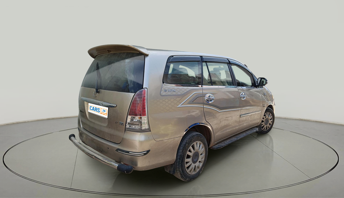 2011 Toyota Innova V 2.5 7 STR, Diesel, Manual, 1,12,838 km, exterior