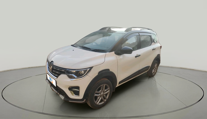 2022 Renault TRIBER RXZ DUAL TONE, Petrol, Manual, 32,857 km, exterior