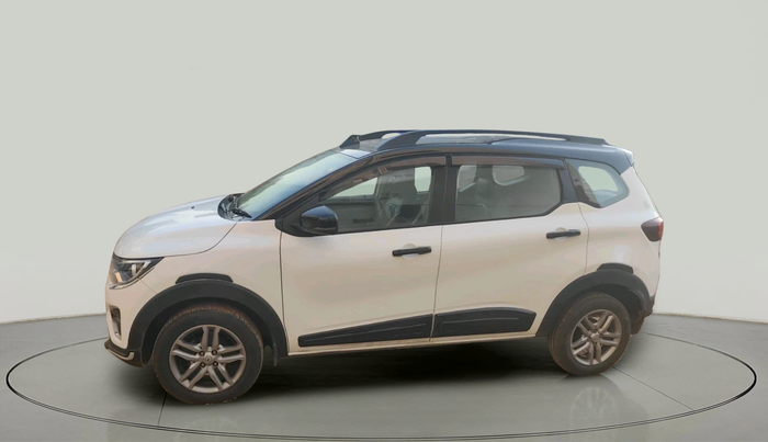 2022 Renault TRIBER RXZ DUAL TONE, Petrol, Manual, 32,857 km, exterior