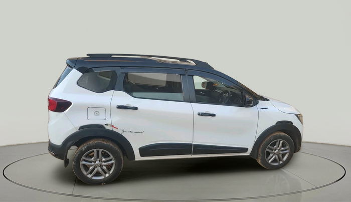 2022 Renault TRIBER RXZ DUAL TONE, Petrol, Manual, 32,857 km, exterior