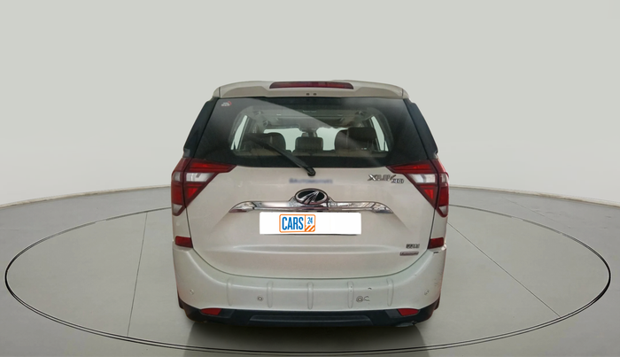 2019 Mahindra XUV500 W11 AT, Diesel, Automatic, 84,698 km, exterior