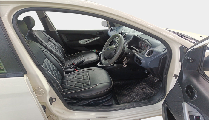 2013 Ford Figo TITANIUM 1.4 DIESEL, Diesel, Manual, 1,91,021 km, interior