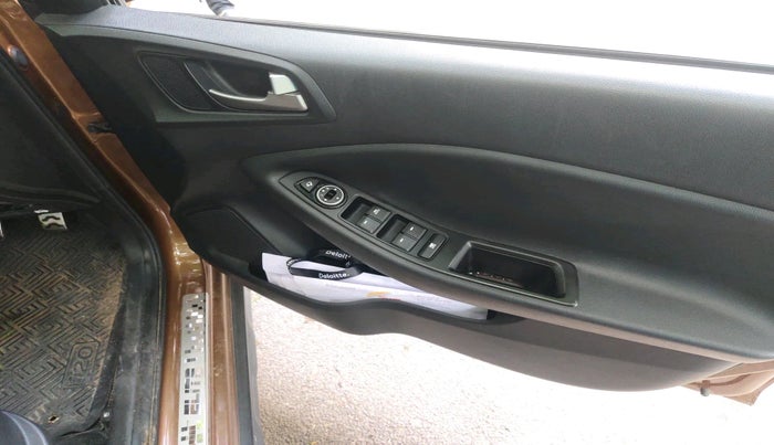 2019 Hyundai i20 Active 1.2 SX, Petrol, Manual, 5,30,003 km, interior