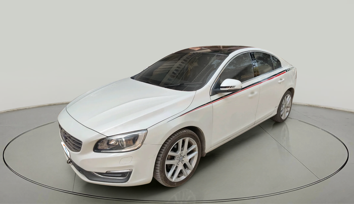 2018 Volvo S60 Momentum D4, Diesel, Automatic, 61,054 km, exterior