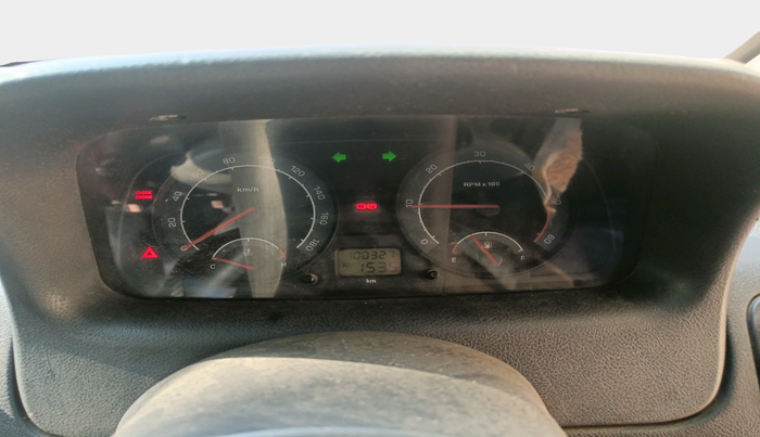 2010 Tata Indica V2 DLS, Diesel, Manual, 1,00,327 km, interior