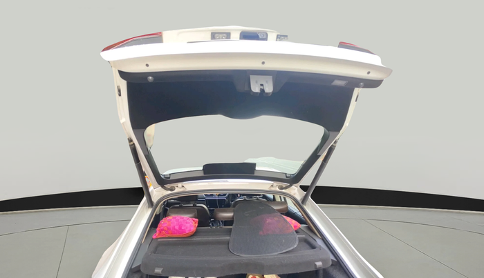 2019 Skoda Superb L&K 1.8 TSI AT, Petrol, Automatic, 1,02,255 km, exterior