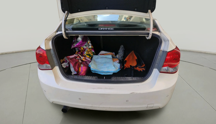 2010 Chevrolet Cruze LTZ, Diesel, Manual, 1,44,792 km, exterior