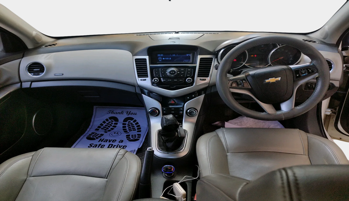 2010 Chevrolet Cruze LTZ, Diesel, Manual, 1,44,792 km, interior