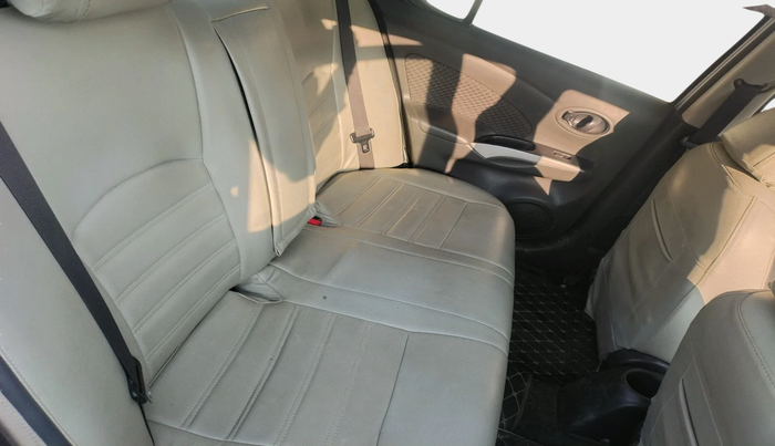 2017 Nissan Sunny XV DIESEL, Diesel, Manual, 71,182 km, interior