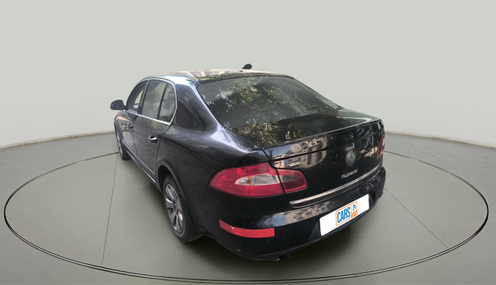 2012 Skoda Superb ELEGANCE 2.0 TDI CR AT, Diesel, Automatic, 1,11,855 km, exterior