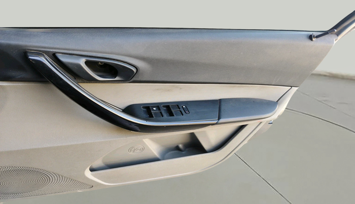 2018 Tata Tiago XM PETROL, Petrol, Manual, 1,11,771 km, interior