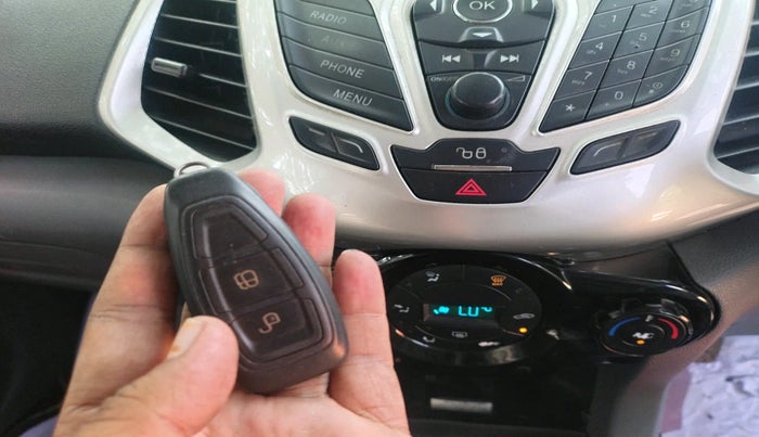 2015 Ford Ecosport TITANIUM 1.5L DIESEL (OPT), Diesel, Manual, 1,36,584 km, interior