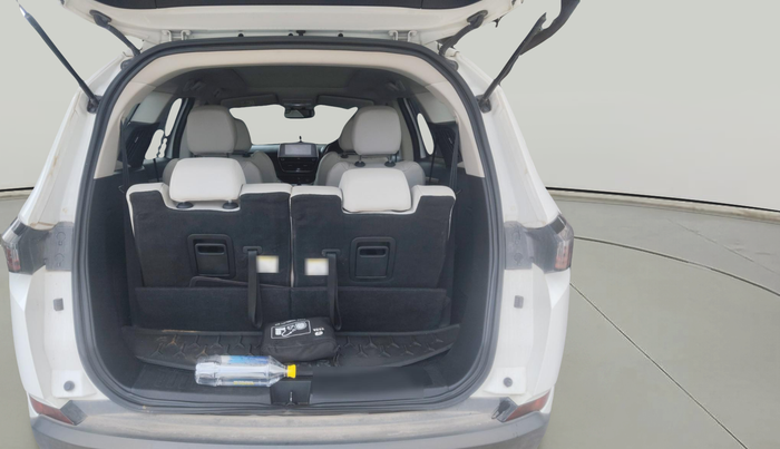 2021 Tata Safari XZ PLUS 6 S, Diesel, Manual, 79,300 km, exterior