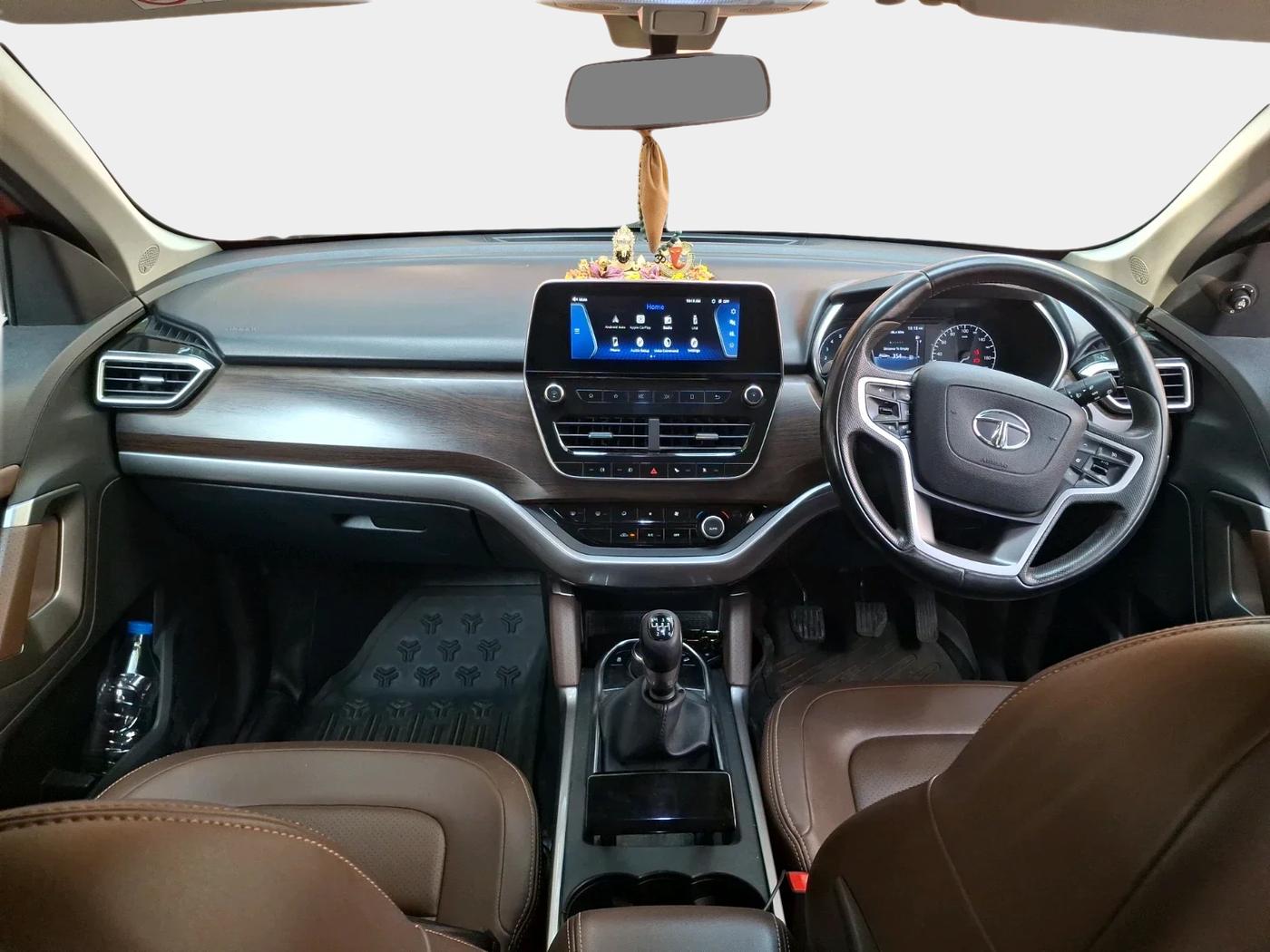 2019 Tata Harrier XZ 2.0L, Diesel, Manual, 1,29,646 km, interior