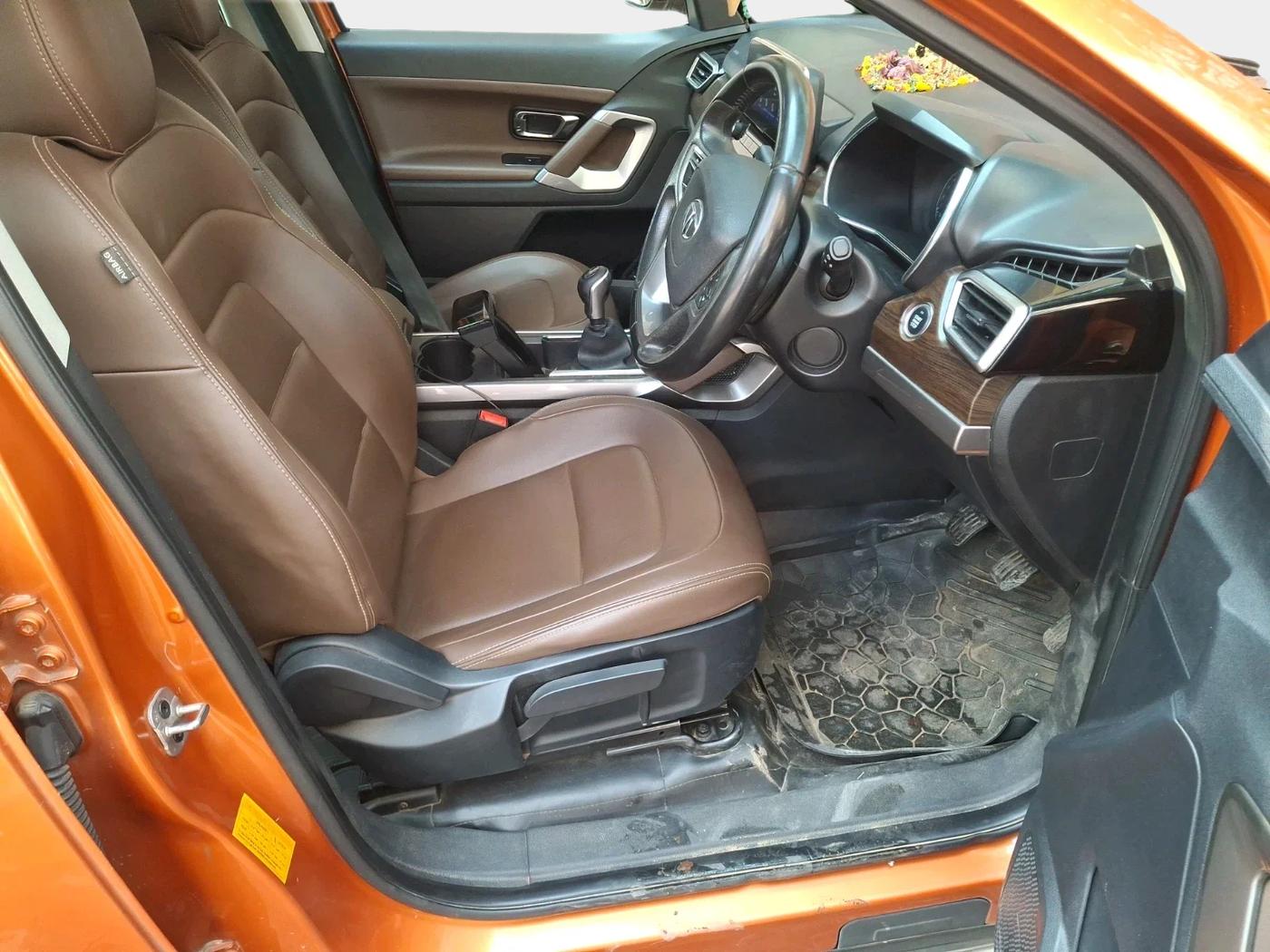 2019 Tata Harrier XZ 2.0L, Diesel, Manual, 1,29,646 km, interior
