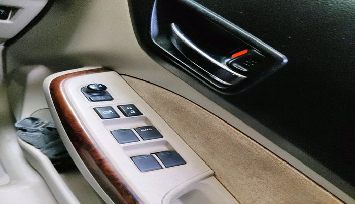 2017 Maruti Dzire ZXI, Petrol, Manual, 1,14,275 km, interior