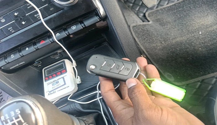 2023 Mahindra XUV700 AX7 Petrol MT 7 STR, Petrol, Manual, 67,678 km, interior